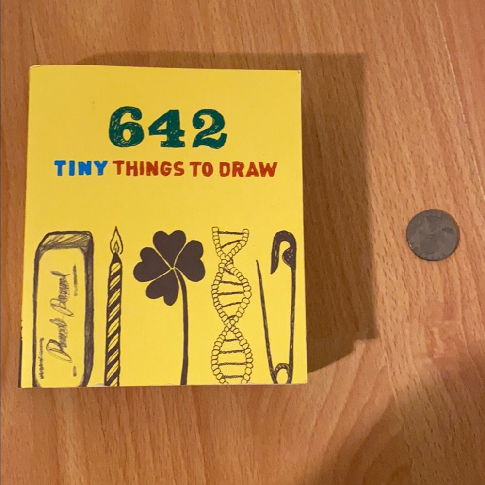 drawing booklet - 642 tiny things to draw